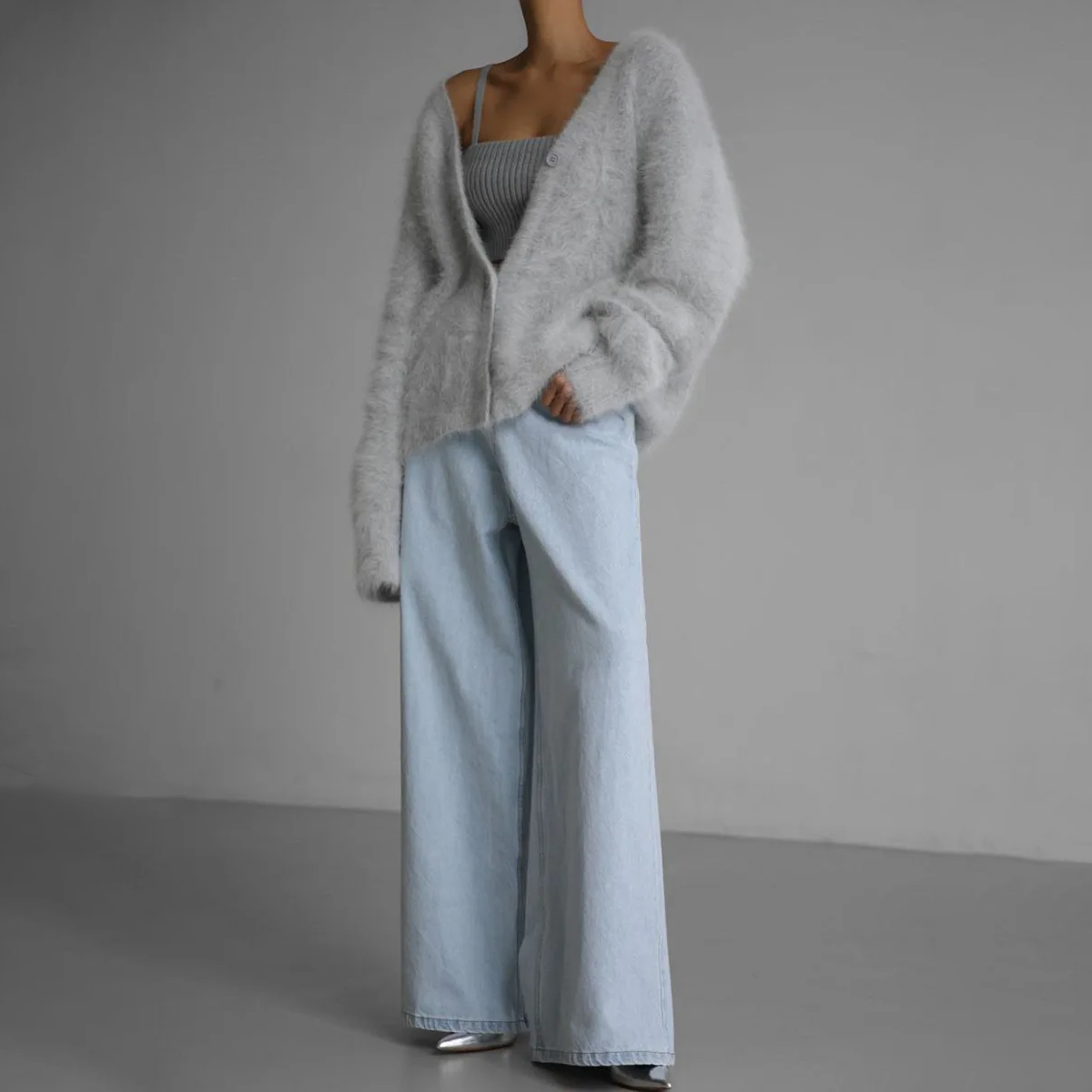 Cardigan Damen mit V-Ausschnitt und Knopfverschluss | L&F - 5 - Lieblingsform